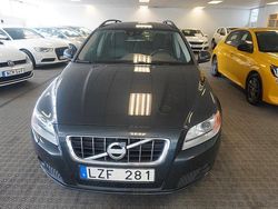 Grå Begagnad 2011 Volvo V70 Momentum Kombi | 89 000 kr (Marknadspris)