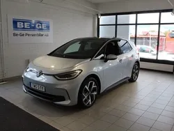 Silver Begagnad 2023 VW ID.3 Pro Performance Halvkombi | 359 900 kr (Dyr)
