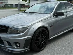 Grå Begagnad 2009 Mercedes C63 AMG AMG Sedan | 369 000 kr (Dyr)