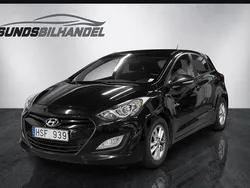 Svart Begagnad 2013 Hyundai i30 Halvkombi | 59 900 kr (Marknadspris)