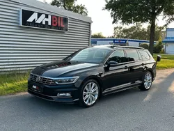 Svart Begagnad 2016 VW Passat R-line Kombi | 179 900 kr (Marknadspris)