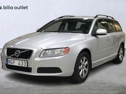 Ljusgrå Begagnad 2012 Volvo V70 Kombi | 59 900 kr (Superpris)