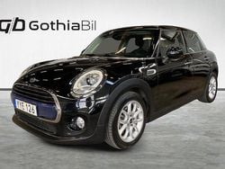 Svart Begagnad 2017 Mini Cooper Pepper Halvkombi | 138 500 kr (Lite dyr)
