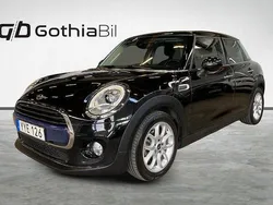 Svart Begagnad 2017 Mini Cooper Pepper Halvkombi | 138 500 kr (Lite dyr)