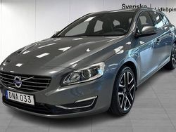 Grå Begagnad 2016 Volvo V60 Business Edition Kombi | 169 900 kr (Marknadspris)