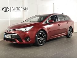 Röd Begagnad 2017 Toyota Avensis Active Kombi | 164 900 kr (Marknadspris)