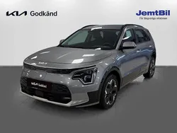 Grå Begagnad 2023 Kia e-Niro Advance SUV | 369 000 kr (Dyr)