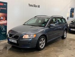 Grå Begagnad 2009 Volvo V50 Kinetic Kombi | 24 900 kr (Bra pris)