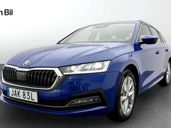 Blå Begagnad 2023 Skoda Octavia Style Kombi | 282 900 kr (Marknadspris)
