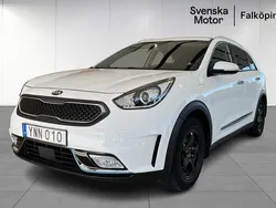 Vit Begagnad 2018 Kia Niro Advance SUV | 149 900 kr (Marknadspris)
