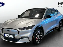 Grå (silver) Begagnad 2021 Ford Mustang Mach-E SUV | 399 900 kr (Superpris)