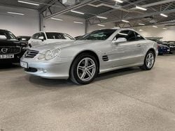 Ljusgrå Begagnad 2002 Mercedes SL500 Cab | 189 900 kr