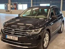 Svart Begagnad 2020 VW Tiguan Elegance SUV | 359 900 kr (Dyr)