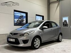 Grå Begagnad 2009 Mazda 2 Halvkombi | 39 900 kr (Marknadspris)