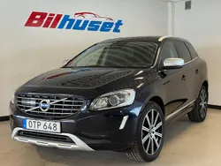 Mörkblå (blå) Begagnad 2016 Volvo XC60 Summum SUV | 195 000 kr (Marknadspris)