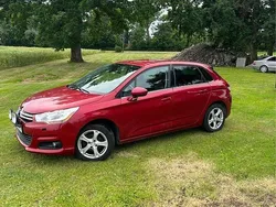 Röd Begagnad 2011 Citroën C4 Halvkombi | 33 000 kr (Bra pris)