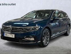 Blå Begagnad 2021 VW Passat GT Kombi | 289 900 kr (Marknadspris)