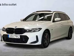 Vit Begagnad 2023 BMW 330e Kombi | 449 900 kr