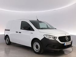 Vit (arktisk vit) Begagnad 2023 Mercedes eCitan Van | 455 000 kr (Dyr)