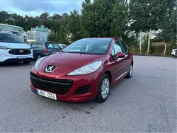 Röd Begagnad 2010 Peugeot 207 Halvkombi | 26 500 kr (Marknadspris)