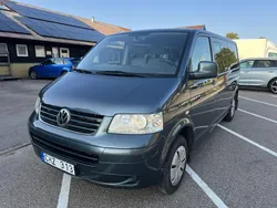 Grå Begagnad 2008 VW Caravelle Comfortline Minibuss | 89 000 kr (Bra pris)