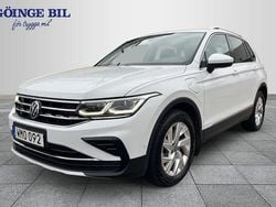 Vit Begagnad 2022 VW Tiguan SUV | 299 000 kr (Bra pris)