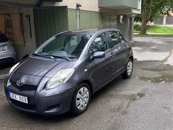 Grå Begagnad 2008 Toyota Yaris Halvkombi | 38 000 kr (Marknadspris)