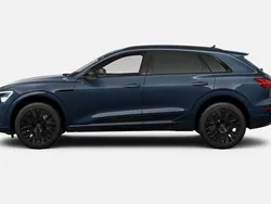 Blå Begagnad 2023 Audi Q8 e-tron S-Line SUV | 986 232 kr