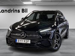 Svart Begagnad 2024 Mercedes GLA200 AMG Line Premium SUV | 429 000 kr (Marknadspris)