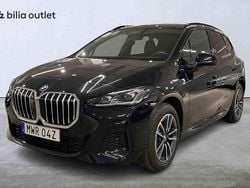 Svart Begagnad 2025 BMW 225 Active Tourer Minibuss | 429 900 kr (Dyr)
