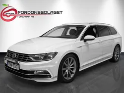 Vit Begagnad 2016 VW Passat R-line Kombi | 159 000 kr (Marknadspris)