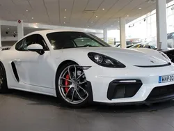 Vit Begagnad 2020 Porsche 718 Cayman GT4 Sportkupé | 1 095 000 kr (Lite dyr)