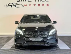 Svart Begagnad 2017 Mercedes A180 AMG Halvkombi | 194 900 kr (Marknadspris)