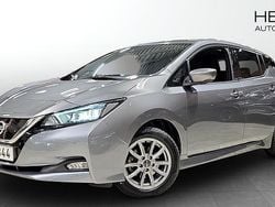 Grå Begagnad 2021 Nissan Leaf N-Connecta Halvkombi | 164 900 kr (Bra pris)