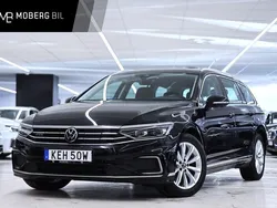 Svart Begagnad 2020 VW Passat GTE Kombi | 239 900 kr (Marknadspris)