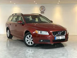 Röd Begagnad 2013 Volvo V70 Momentum Kombi | 89 900 kr (Superpris)