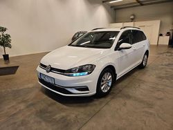 Vit Begagnad 2017 VW Golf VII Kombi | 129 900 kr (Lite dyr)