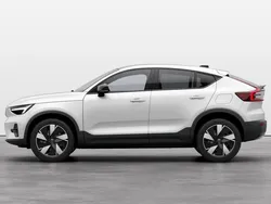 Vit Ny 2025 Volvo EC40 Single Motor Extended Range SUV | 584 900 kr (Bra pris)