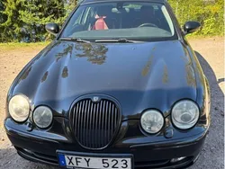 Svart Begagnad 2002 Jaguar S-Type S Sedan | 37 500 kr (Bra pris)