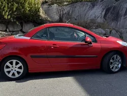 Röd Begagnad 2008 Peugeot 207 CC Cab | 50 000 kr (Bra pris)