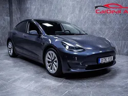 Grå Begagnad 2022 Tesla Model 3 Long Range AWD Sedan | 289 800 kr (Dyr)