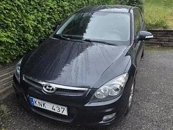 Svart Begagnad 2010 Hyundai i30 Halvkombi | 33 000 kr (Marknadspris)
