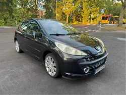 Svart Begagnad 2007 Peugeot 207 GT Halvkombi | 30 000 kr (Marknadspris)