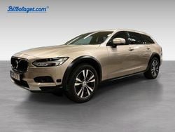 Grå Begagnad 2024 Volvo V90 CC Plus Kombi | 469 800 kr (Marknadspris)