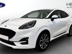 Vit (white) Begagnad 2022 Ford Puma Gen-E ST-Line SUV | 219 900 kr (Marknadspris)