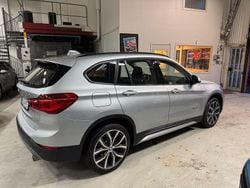 Silver Begagnad 2016 BMW X1 Sport Line SUV | 224 900 kr (Marknadspris)