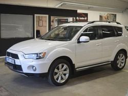 Vit Begagnad 2013 Mitsubishi Outlander SUV | 109 900 kr (Dyr)