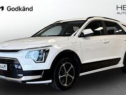 Vit (white) Begagnad 2024 Kia Niro SUV | 349 900 kr (Bra pris)