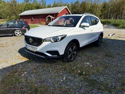 Vit Begagnad 2021 MG ZS Luxury Sedan | 159 000 kr (Superpris)