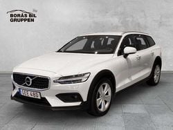 Vit Begagnad 2020 Volvo V60 CC Kombi | 259 000 kr (Marknadspris)